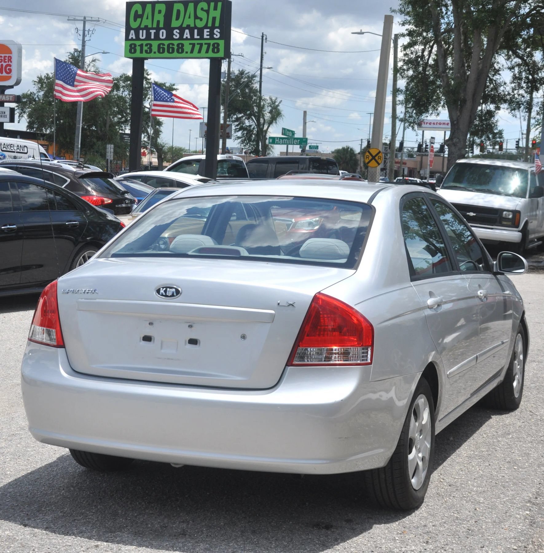 Used 2009 Kia Spectra LX FWD image 8