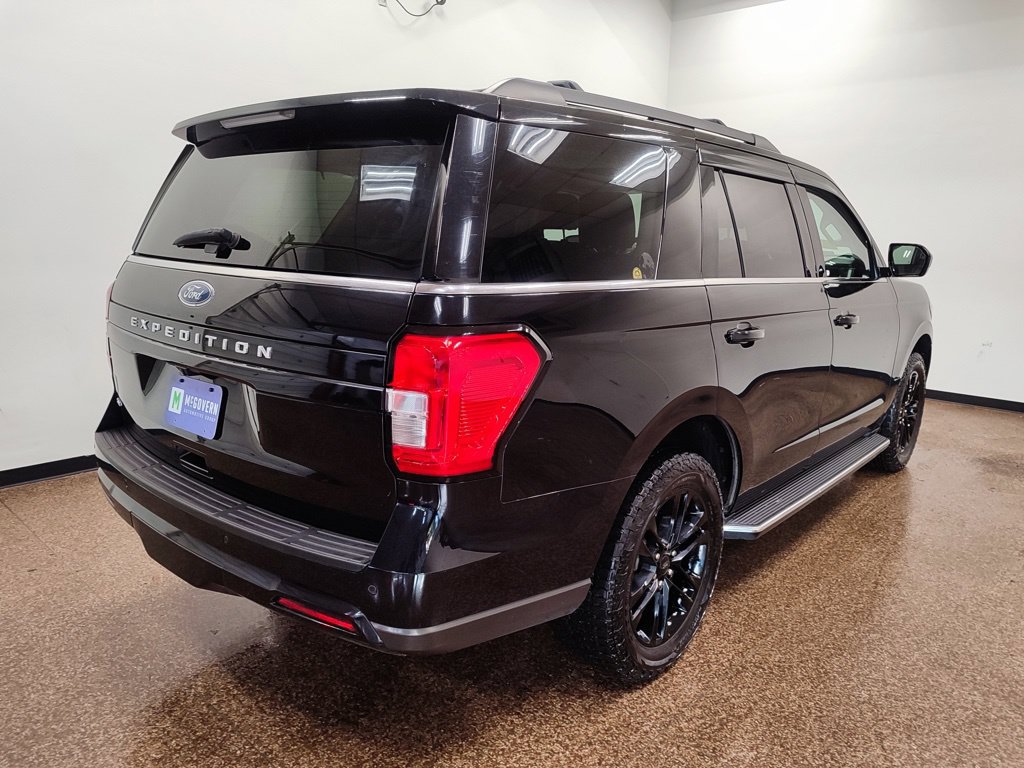 Used 2022 Ford Expedition XLT AWD/4WD image 6