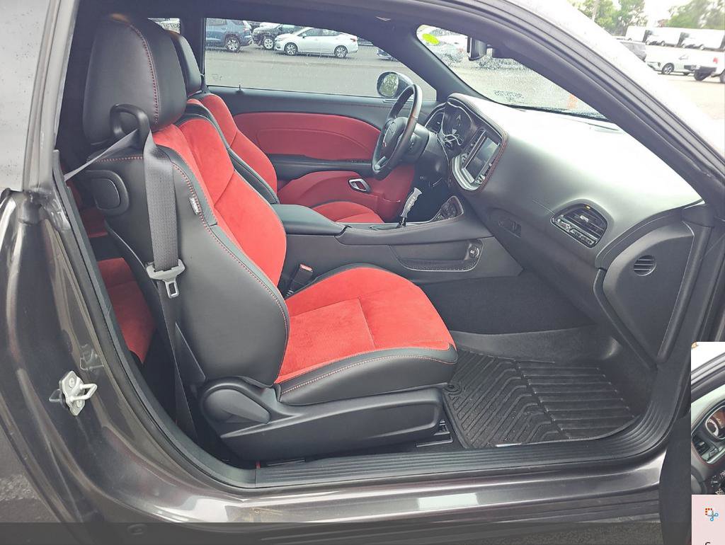 Used 2022 Dodge Challenger R/T Scat Pack RWD image 7