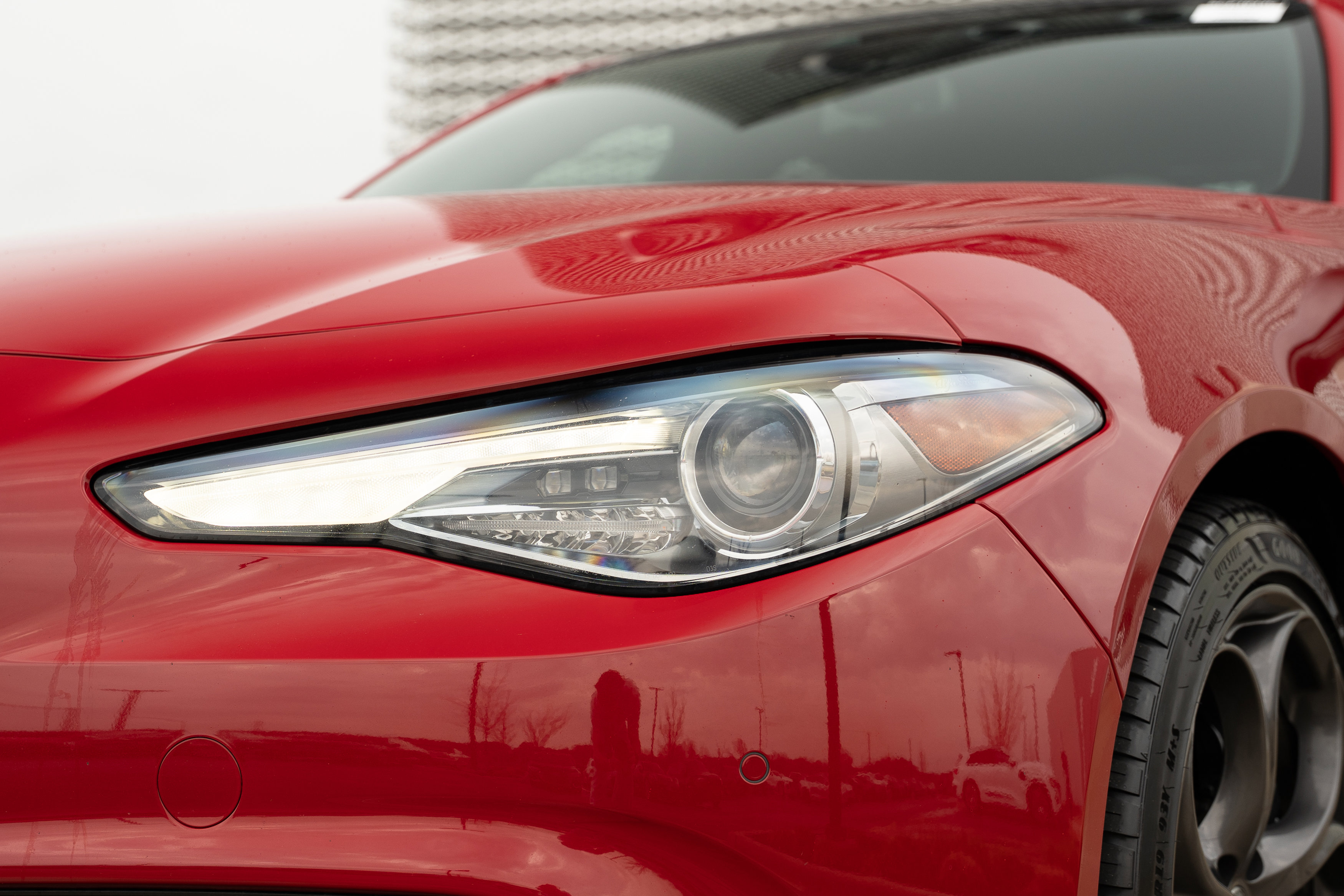 Used 2023 Alfa Romeo Giulia Estrema image 39