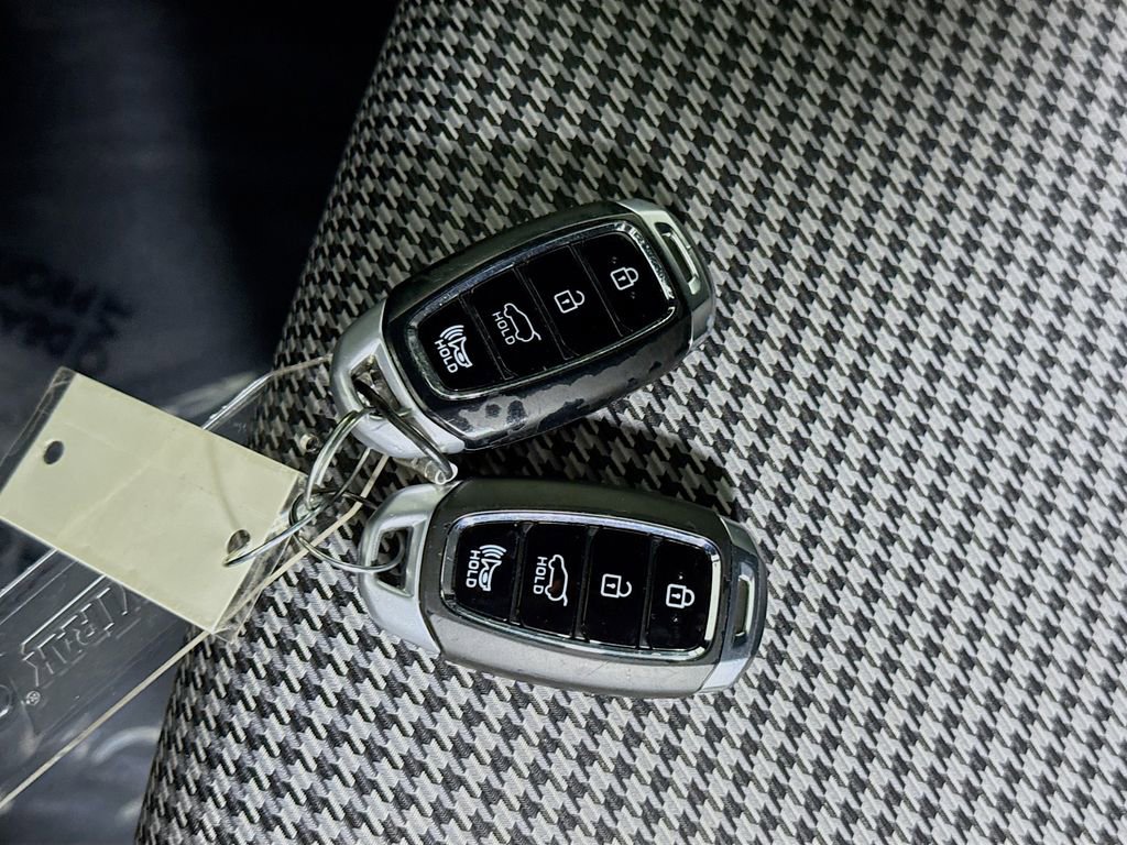 Certified 2021 Hyundai Kona Night w/ Cargo Package image 33