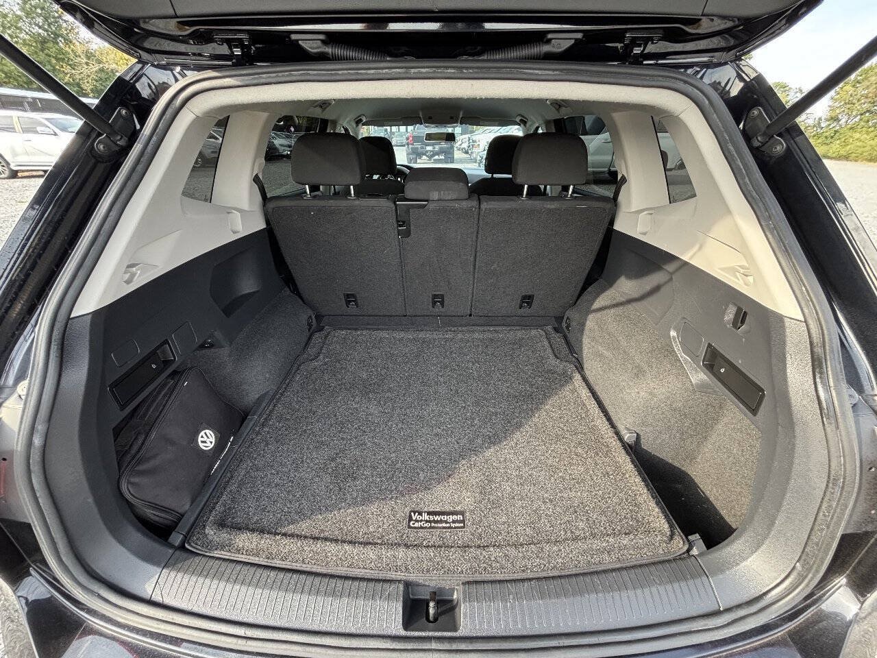 Used 2018 Volkswagen Tiguan S AWD/4WD image 17