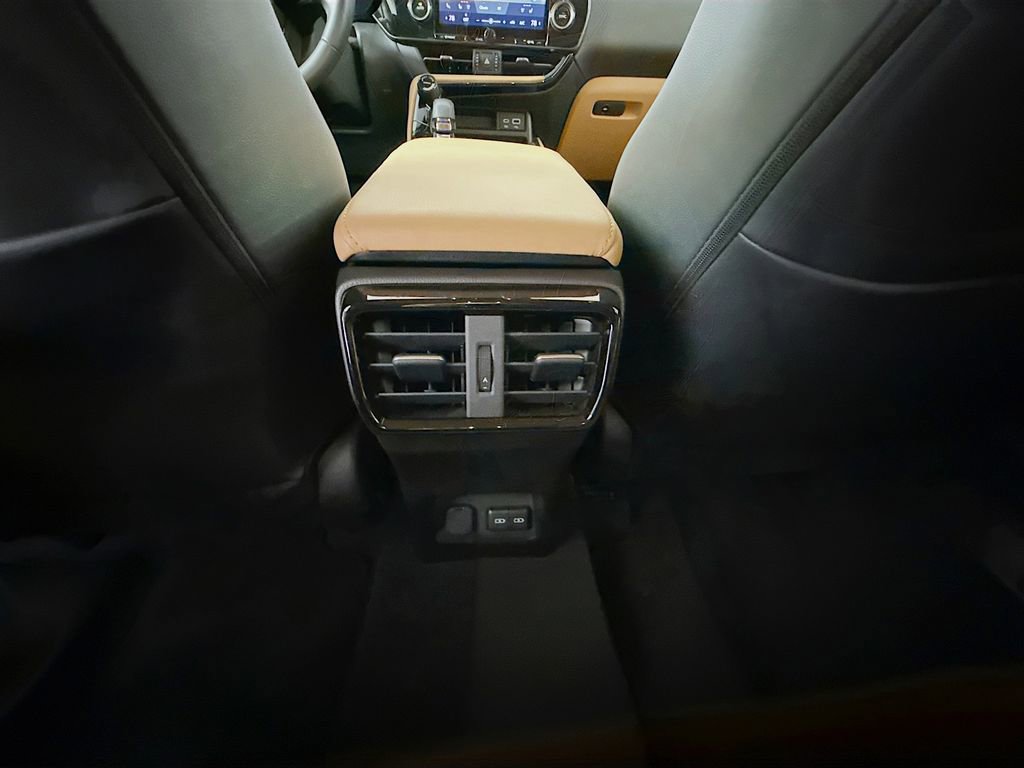 Used 2025 Lexus NX 250 FWD w/ Premium Package image 26