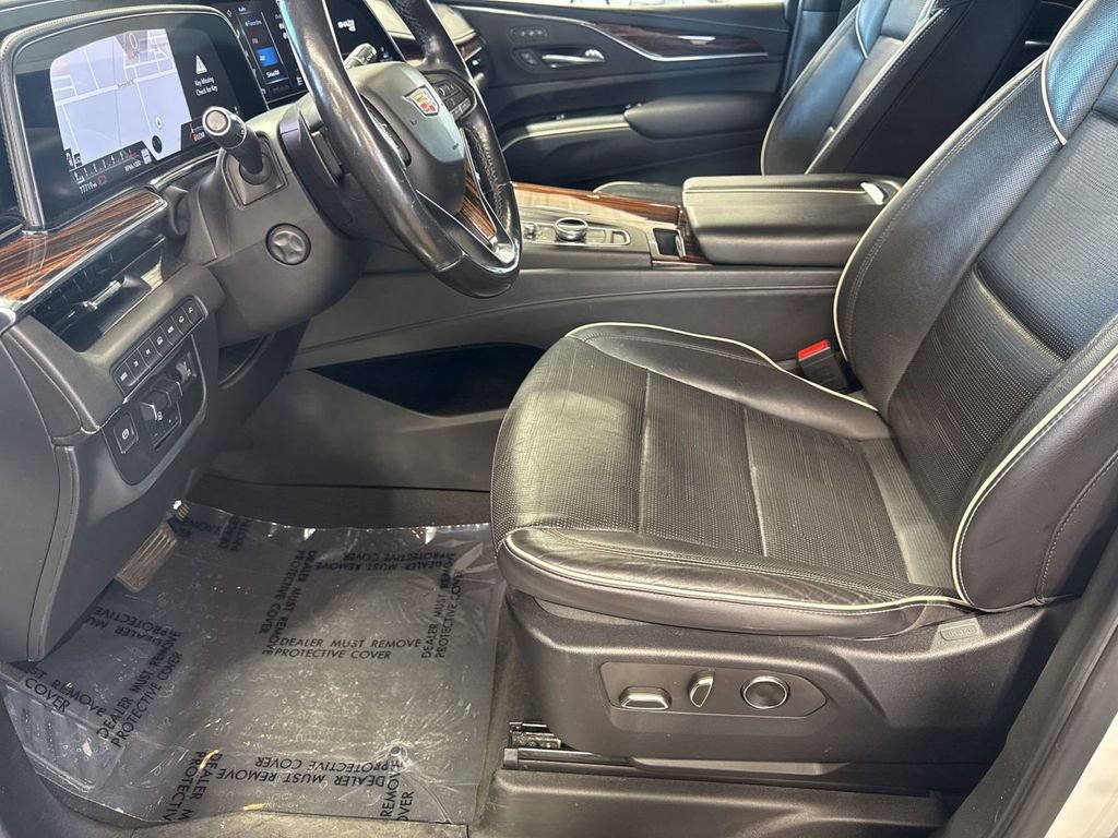 Used 2021 Cadillac Escalade ESV Premium Luxury w/ Driver Assist Tech Package AWD/4WD image 12