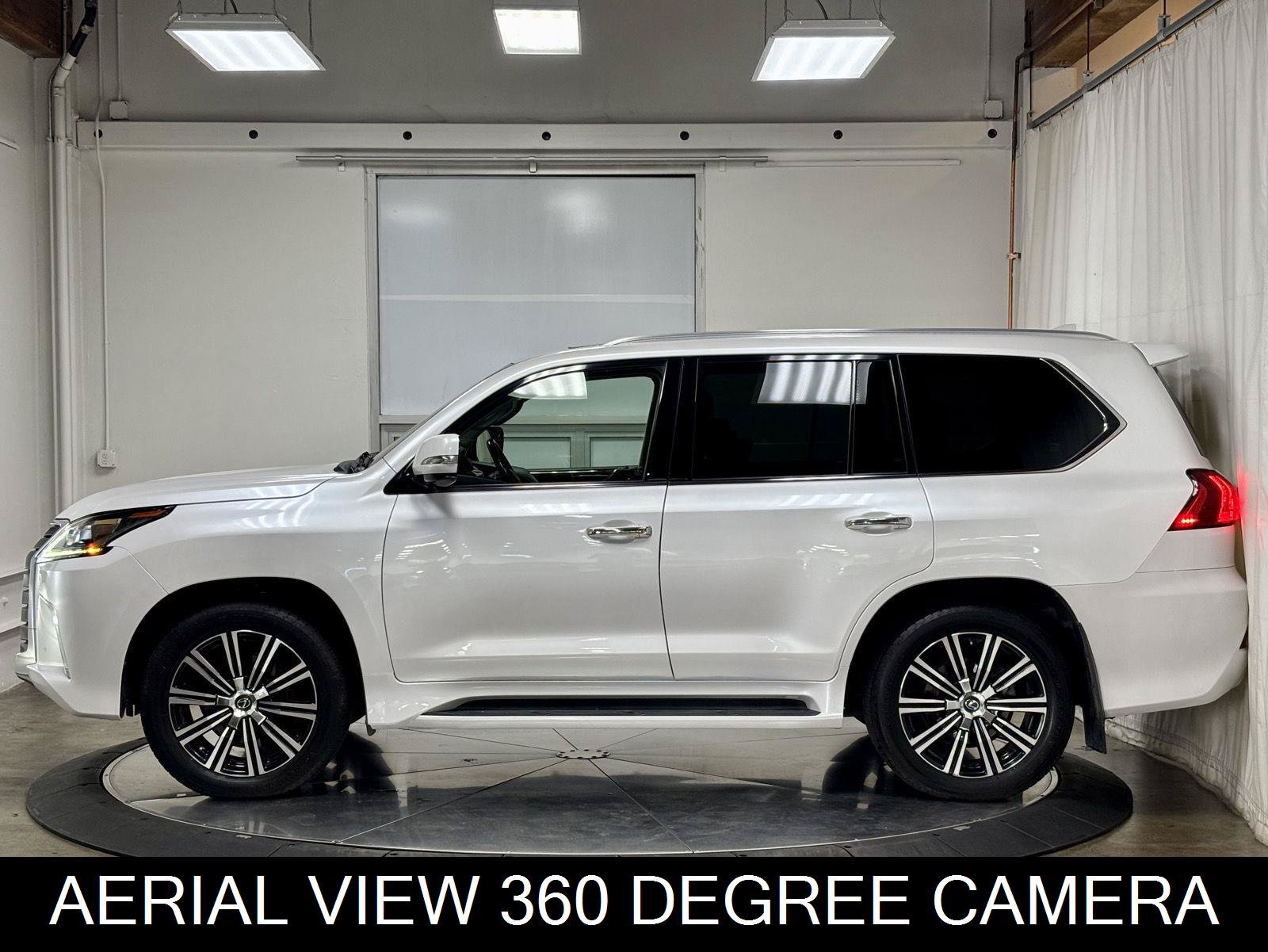 Used 2018 Lexus LX 570 4WD w/ Luxury Package image 4