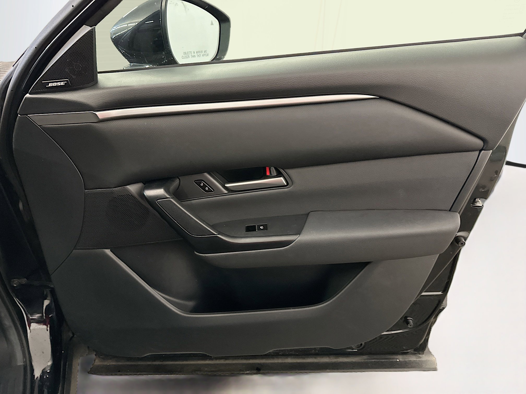 Used 2025 MAZDA CX-50 AWD 2.5 S w/ Premium Package image 35