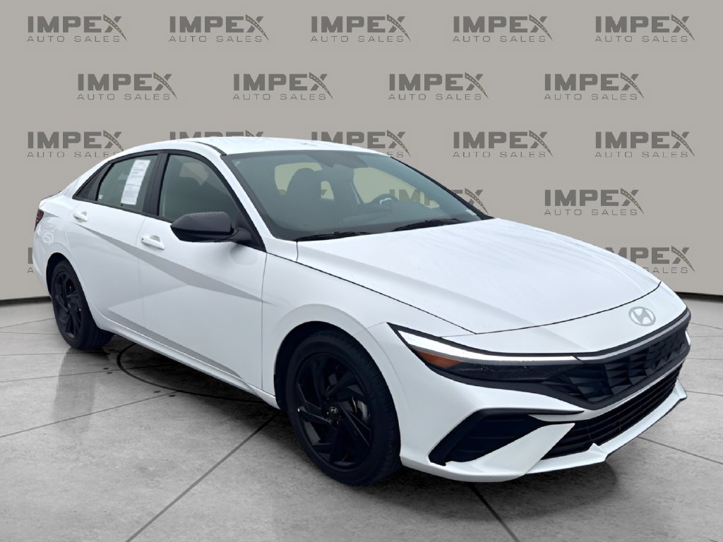 Used 2026 Hyundai Elantra Sport FWD image 7