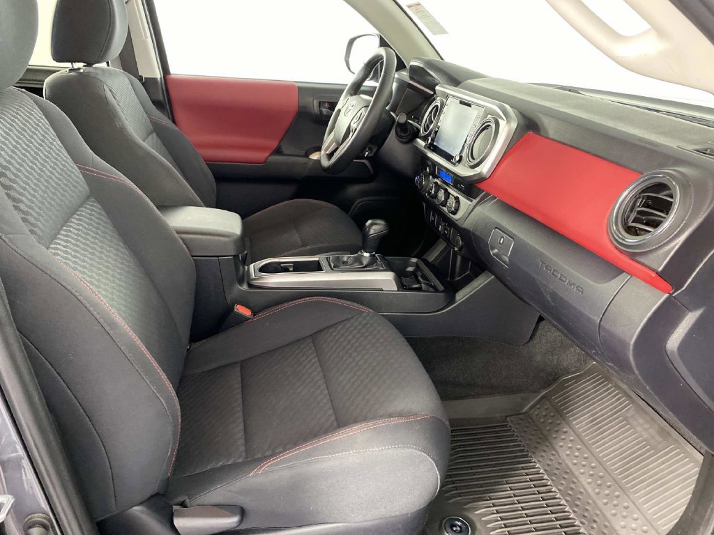 Used 2023 Toyota Tacoma SR5 AWD/4WD image 10