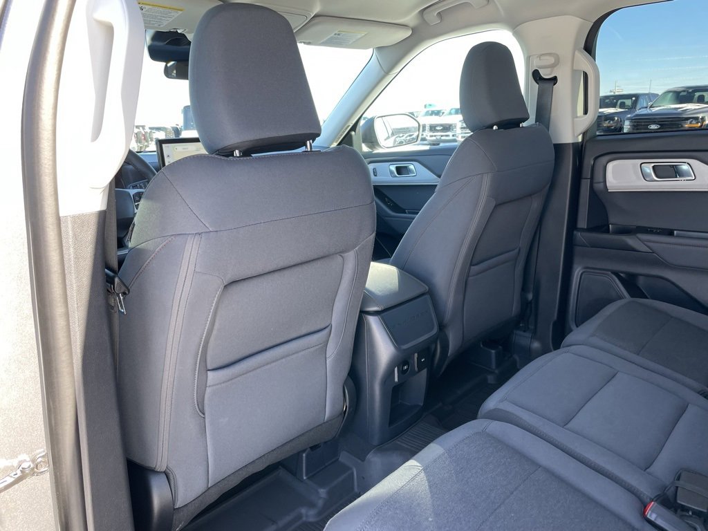 Used 2025 Ford Explorer Active image 55