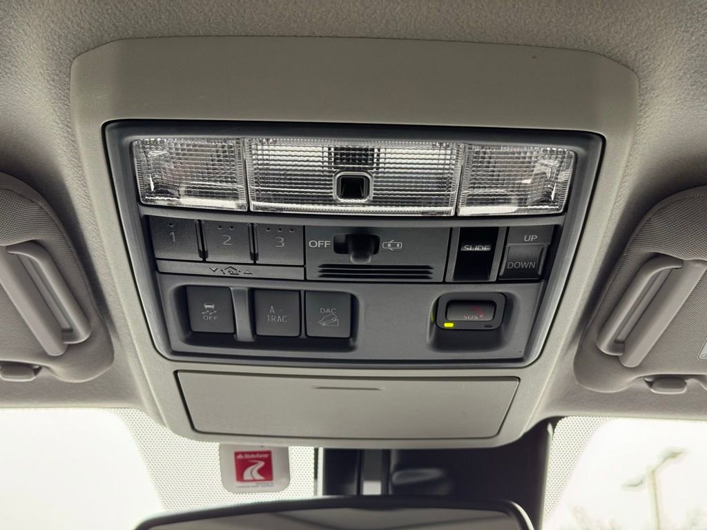 Used 2023 Toyota 4Runner Limited image 28