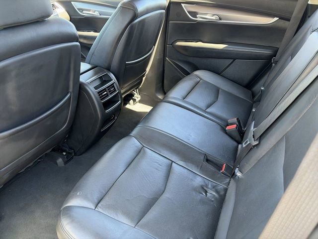 Used 2018 Cadillac XT5 Luxury w/ Driver Awareness Package image 17