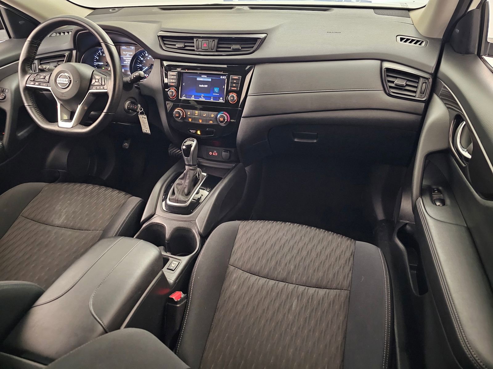 Used 2019 Nissan Rogue S w/ Special Edition Package image 17