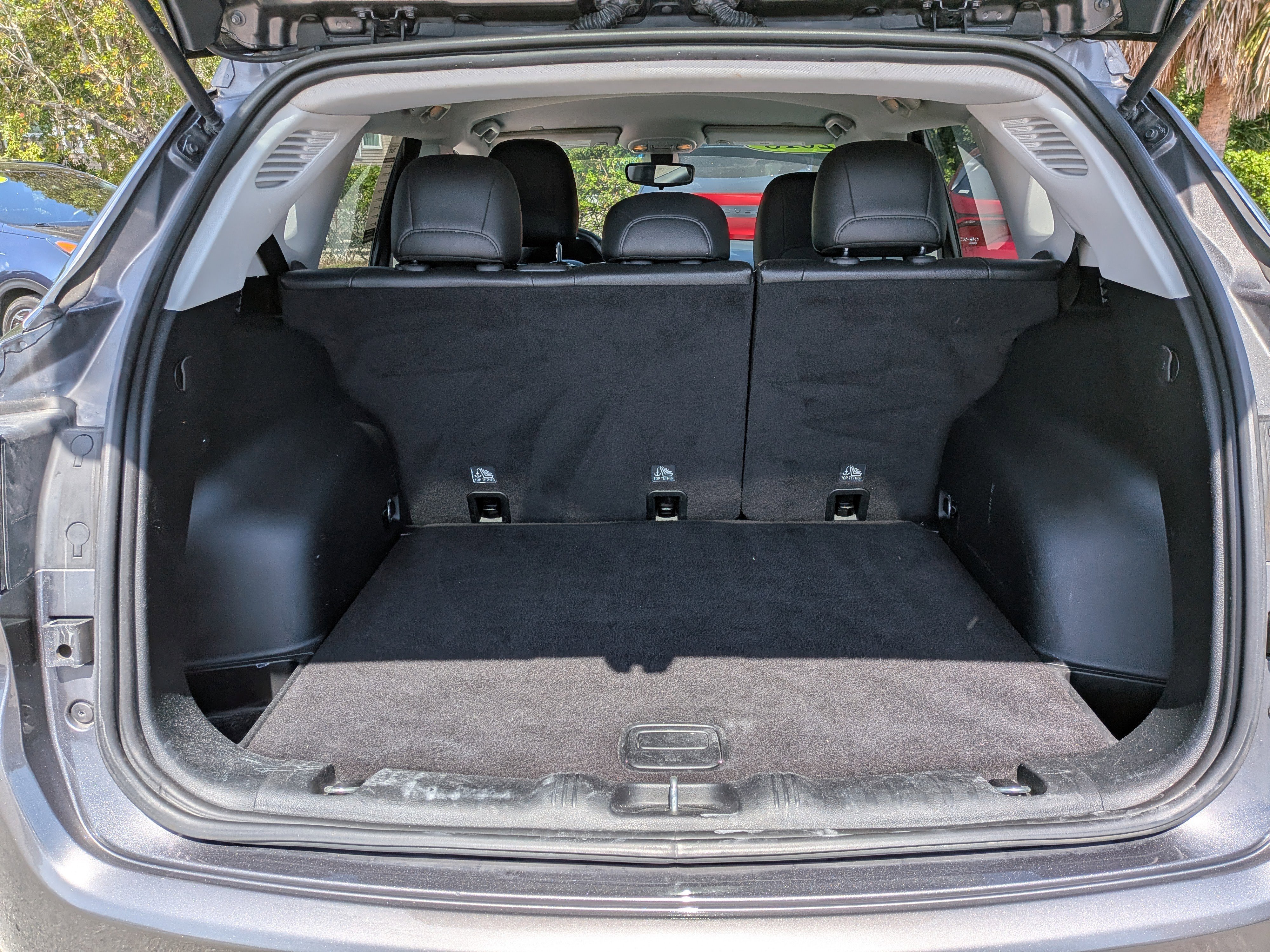 Used 2019 Jeep Compass Latitude image 13