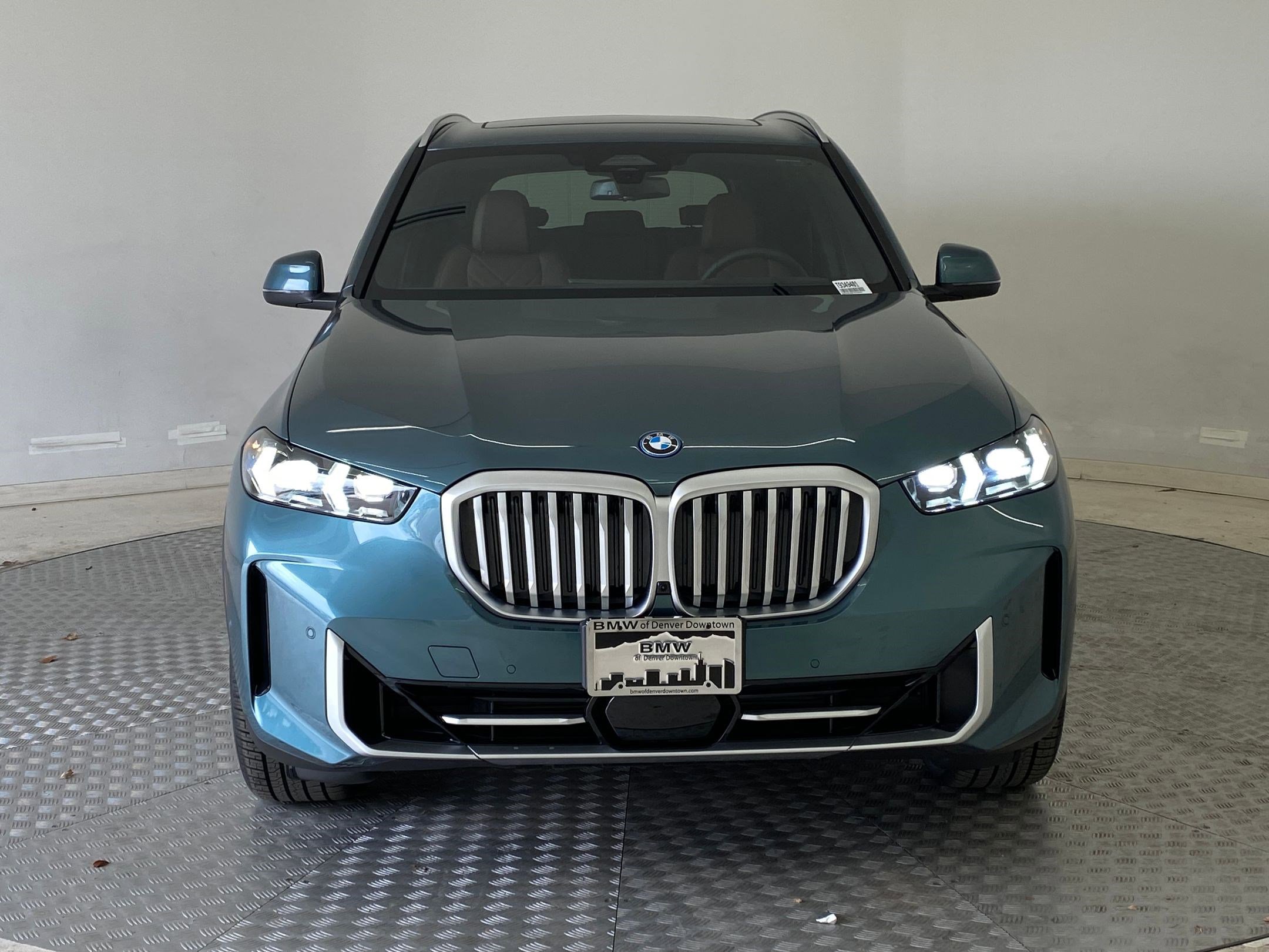 New 2026 BMW X5 xDrive50e w/ Premium Package image 6