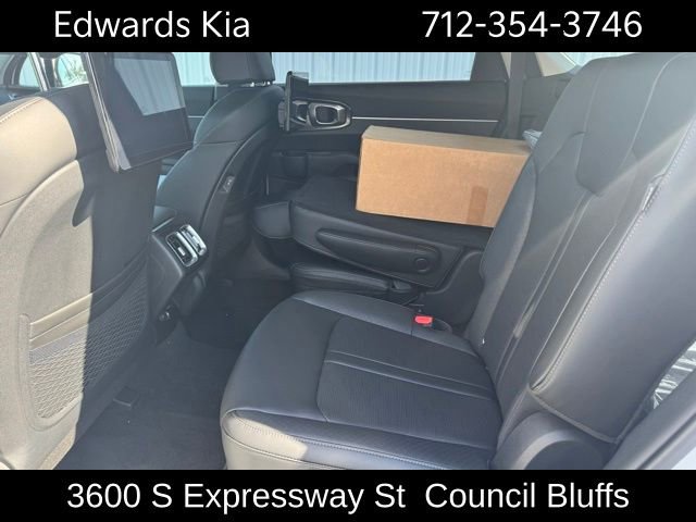 New 2025 Kia Sorento S w/ Panoramic Sunroof Package image 14