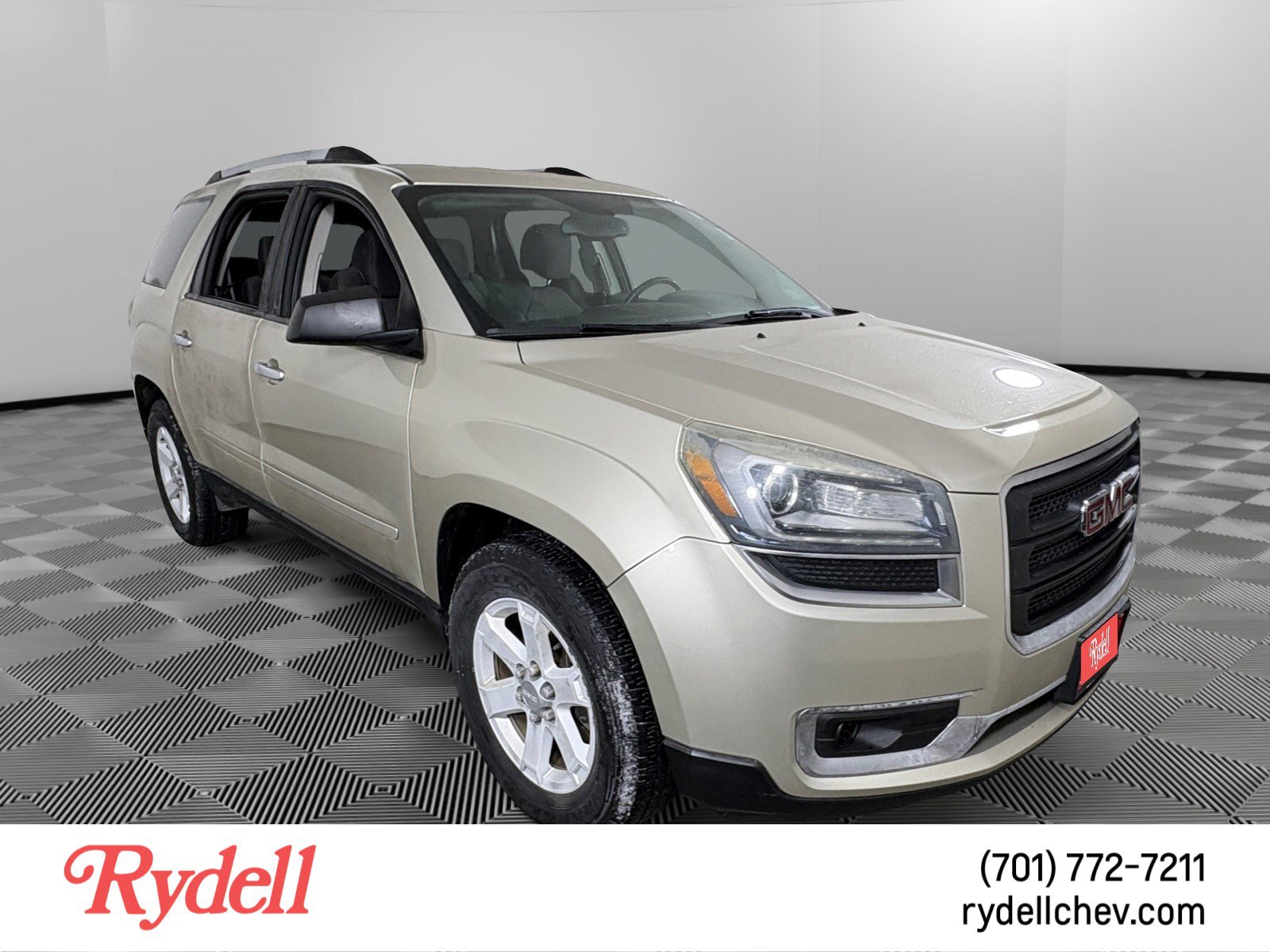 Used 2016 GMC Acadia SLE image 7