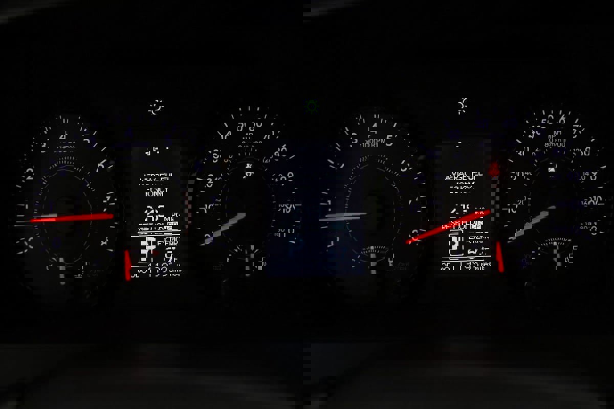 Used 2016 Toyota Sienna LE image 16