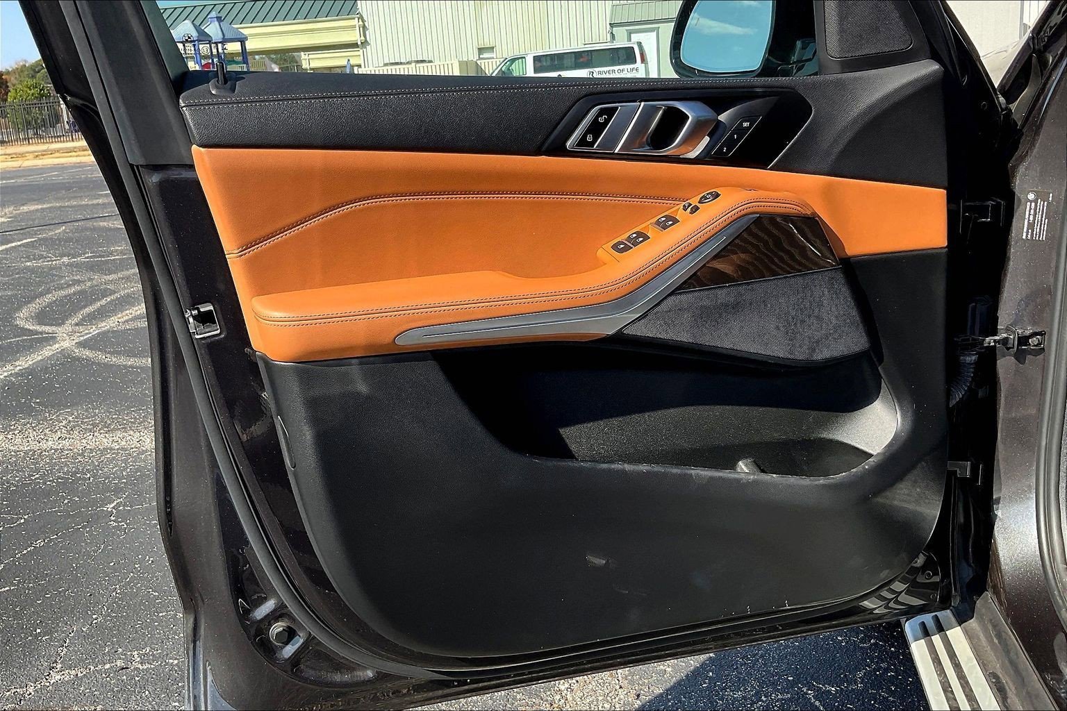 Used 2023 BMW X5 xDrive40i w/ Parking Assistance Package image 19