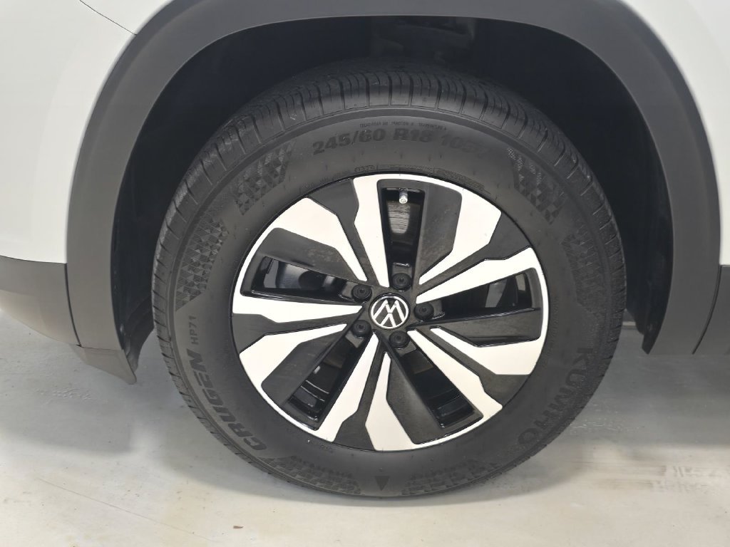 Used 2024 Volkswagen Atlas SE FWD image 8