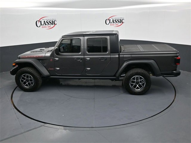 Used 2025 Jeep Gladiator Rubicon w/ Convenience Group image 15