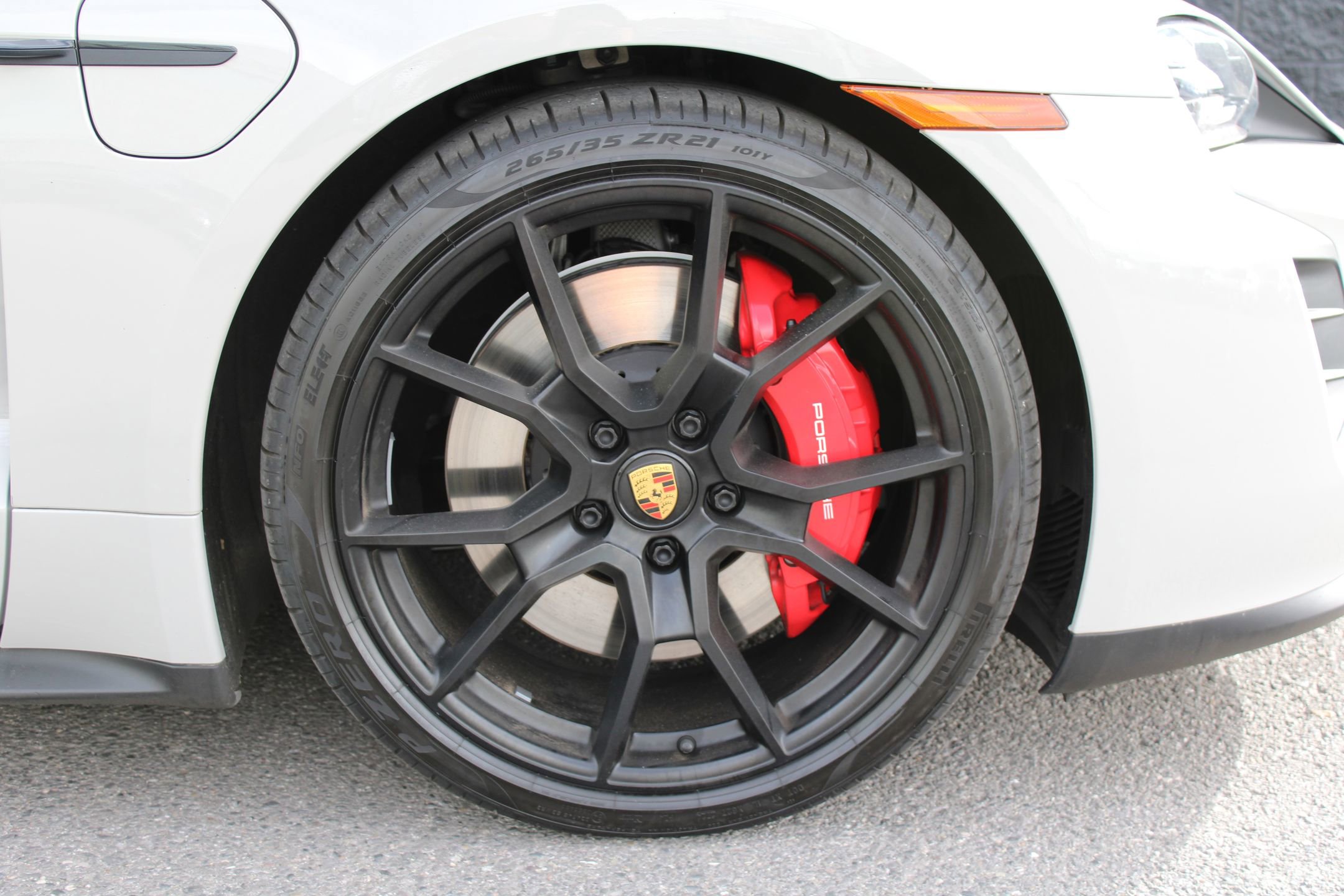 Used 2023 Porsche Taycan GTS image 28