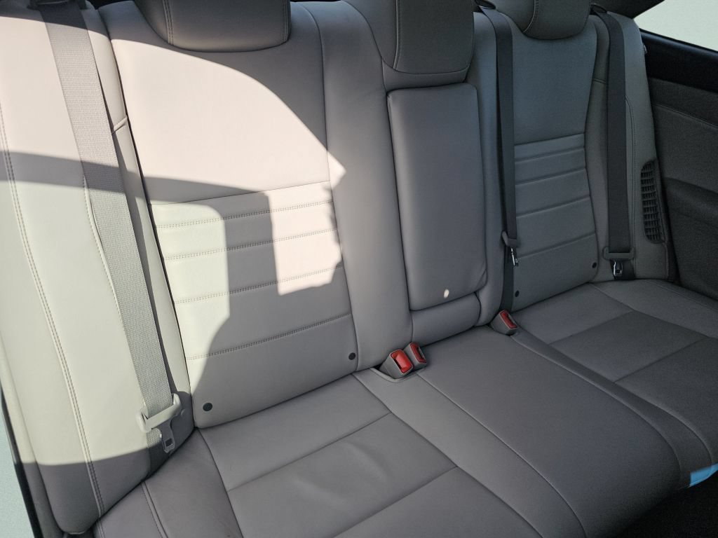 Used 2017 Toyota Camry XLE w/ Moonroof Package FWD image 27