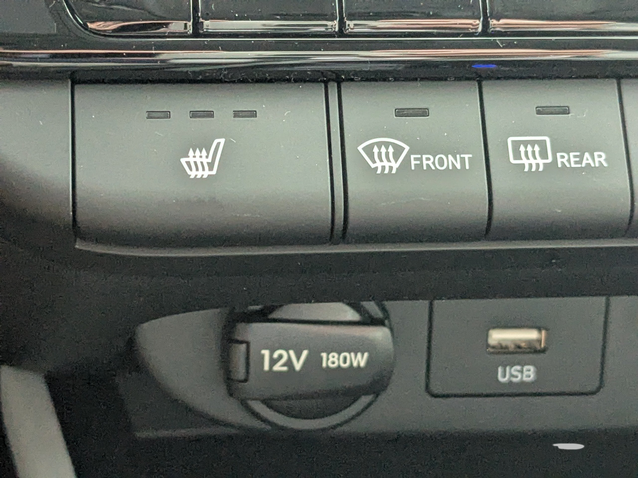 New 2026 Hyundai Elantra Limited FWD image 28