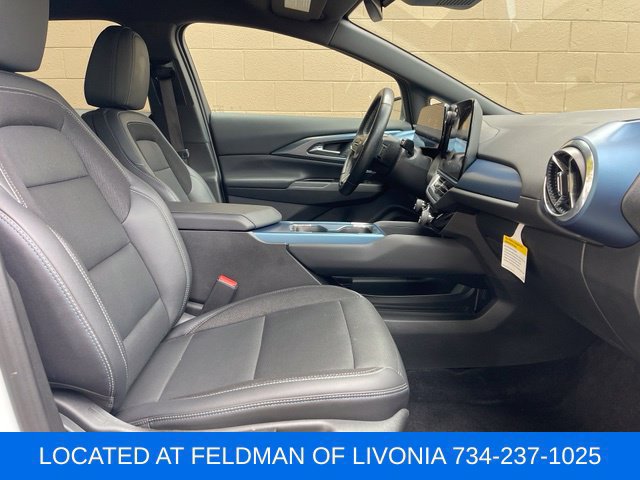 Certified 2024 Chevrolet Equinox EV LT FWD image 28