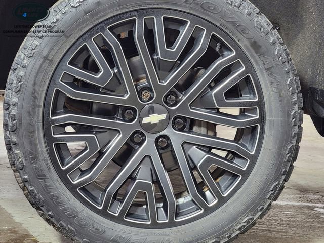 Used 2021 Chevrolet Silverado 1500 LT AWD/4WD image 10