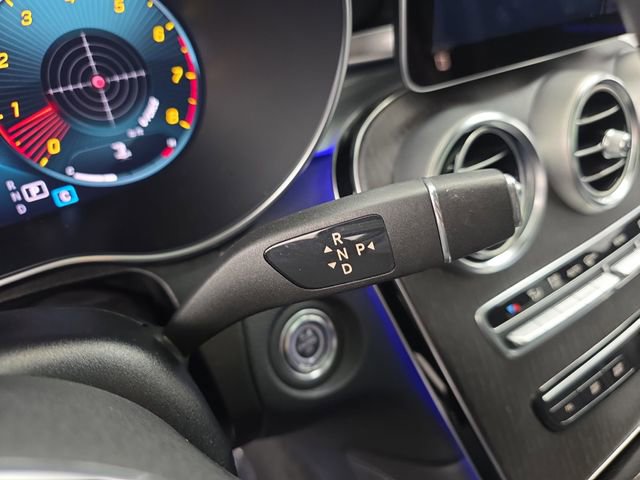 Used 2020 Mercedes-Benz GLC 300 4MATIC image 38