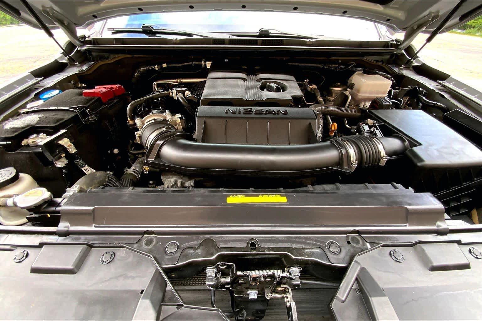 Used 2024 Nissan Frontier PRO-4X w/ Technology Package AWD/4WD image 30