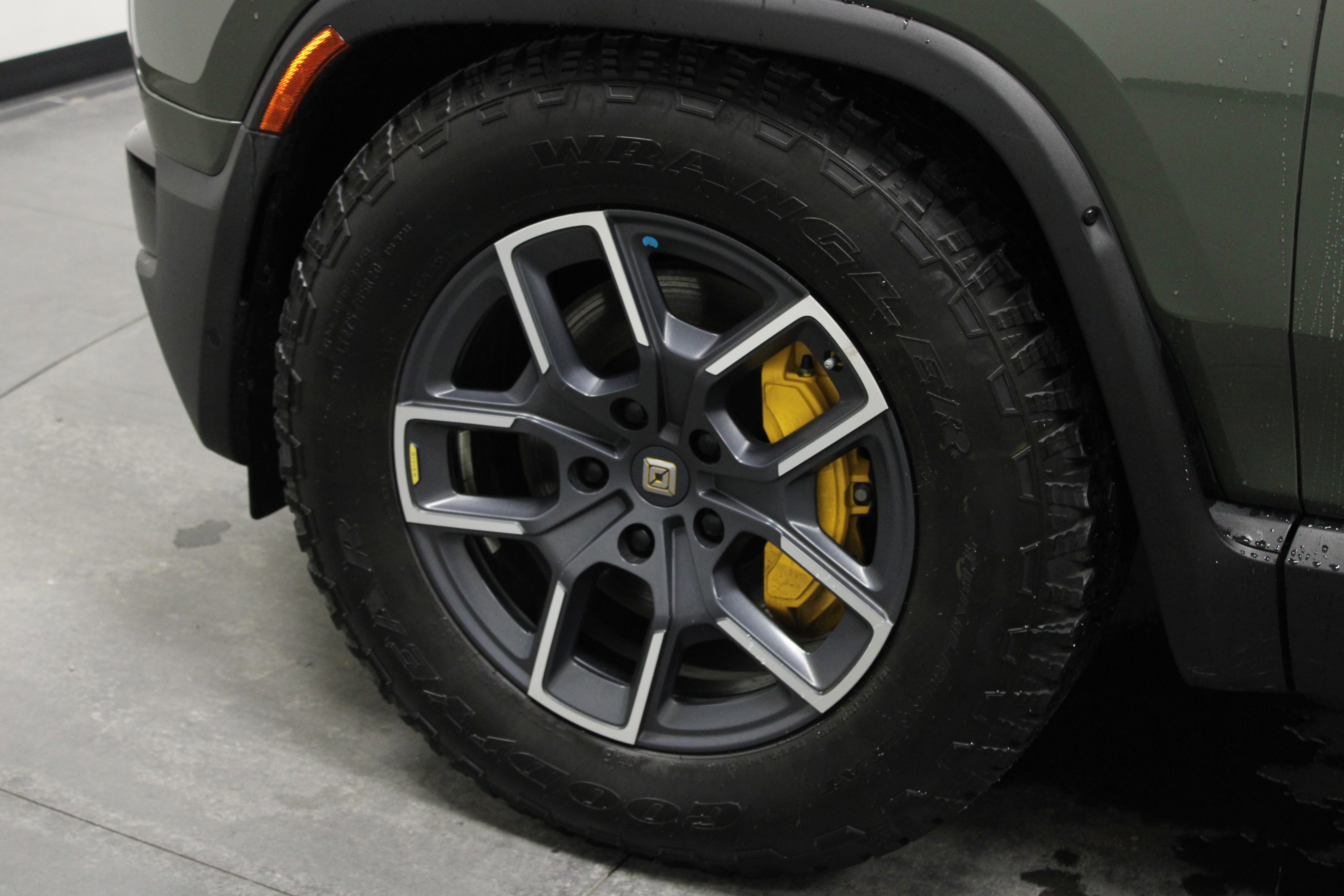 Used 2022 Rivian R1T Launch Edition image 10