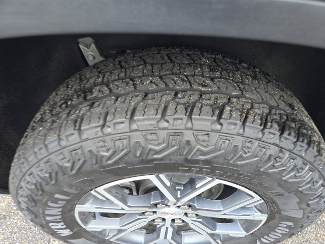 Used 2026 GMC Acadia AT4 w/ Super Cruise Package AWD/4WD image 43