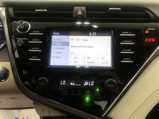 Used 2018 Toyota Camry XLE image 21