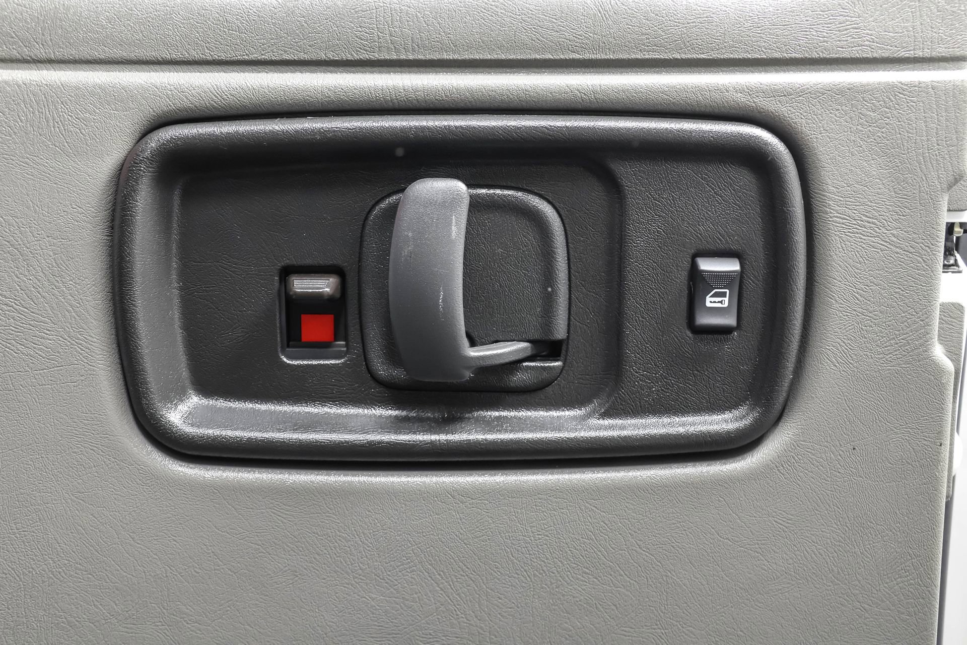 Used 2025 Chevrolet Express 3500 LT w/ LT Preferred Equipment Group image 34