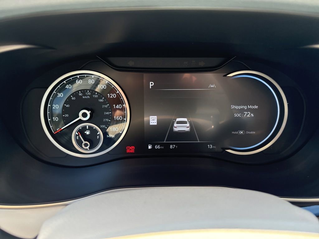 New 2026 Genesis G70 2.5T Prestige image 11