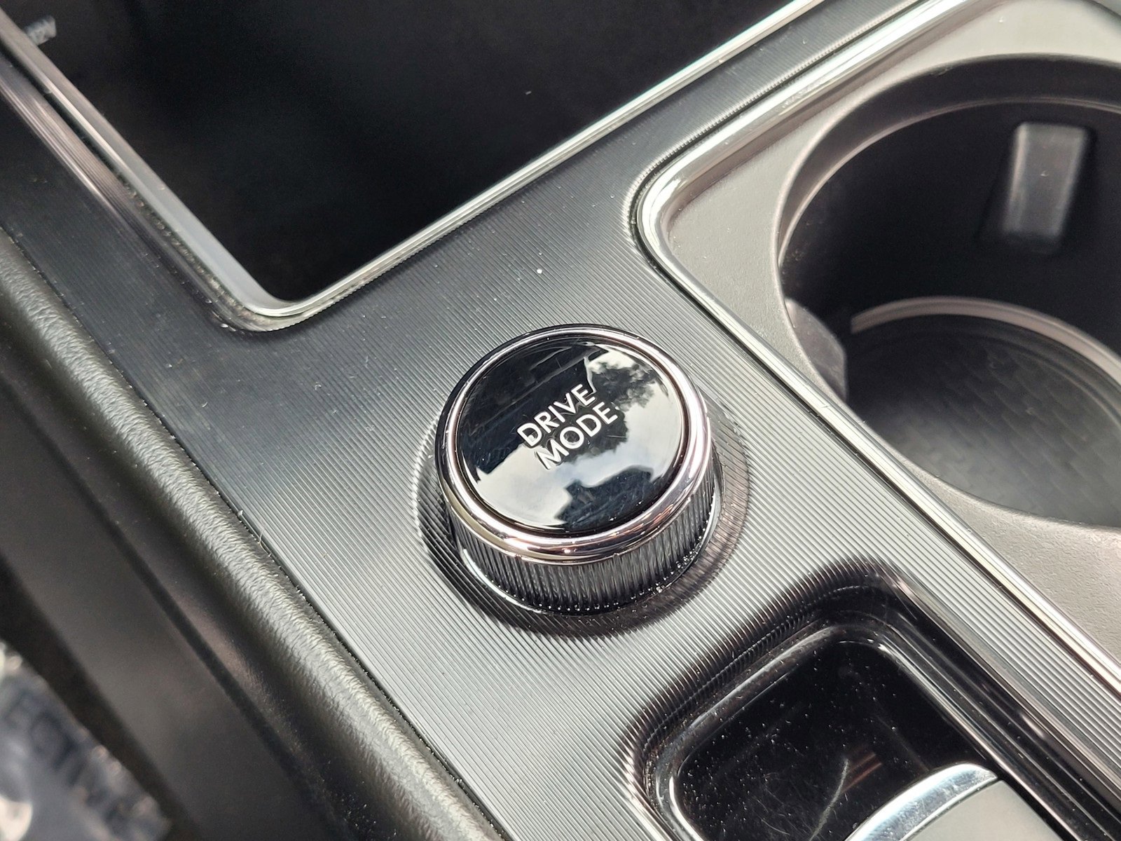 Certified 2022 Lincoln Corsair Grand Touring w/ Elements Technology Bundle image 23