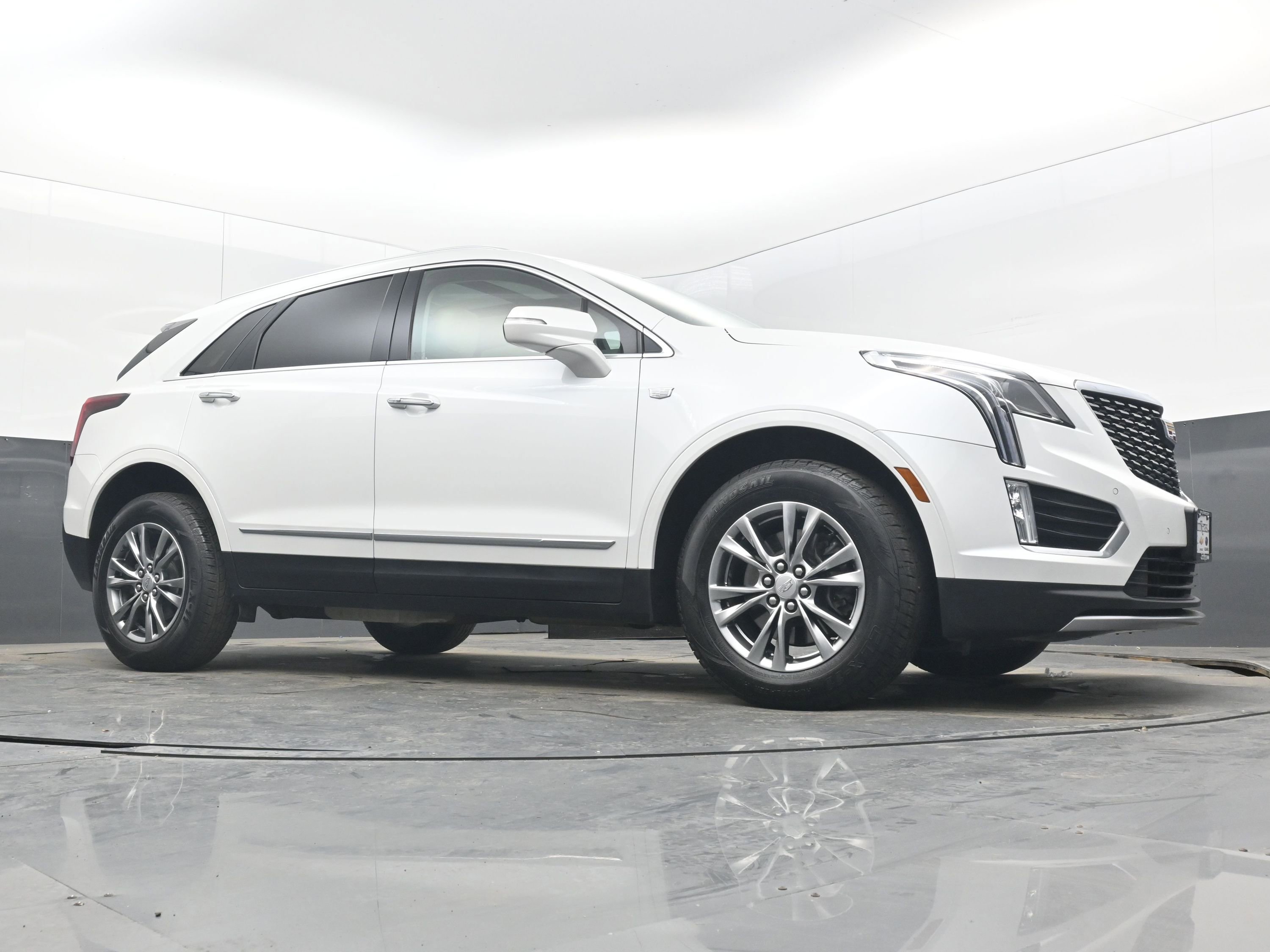 Used 2023 Cadillac XT5 Premium Luxury image 23