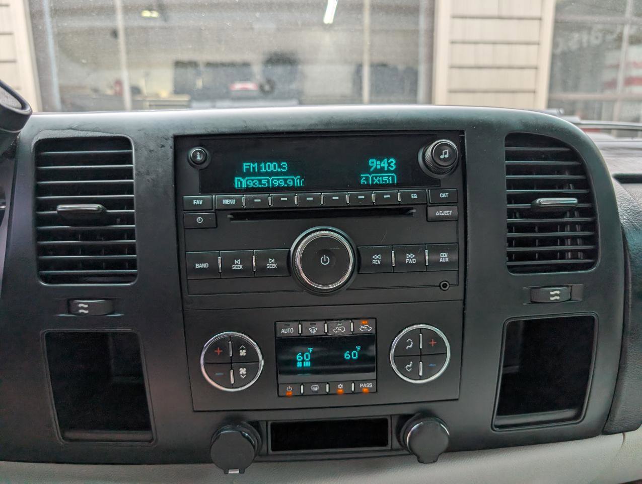 Used 2008 Chevrolet Silverado 2500 LT w/ 1LT Convenience Package RWD image 14