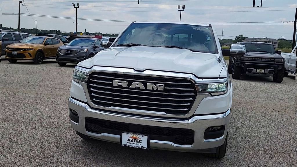 Used 2025 RAM 1500 Laramie image 3