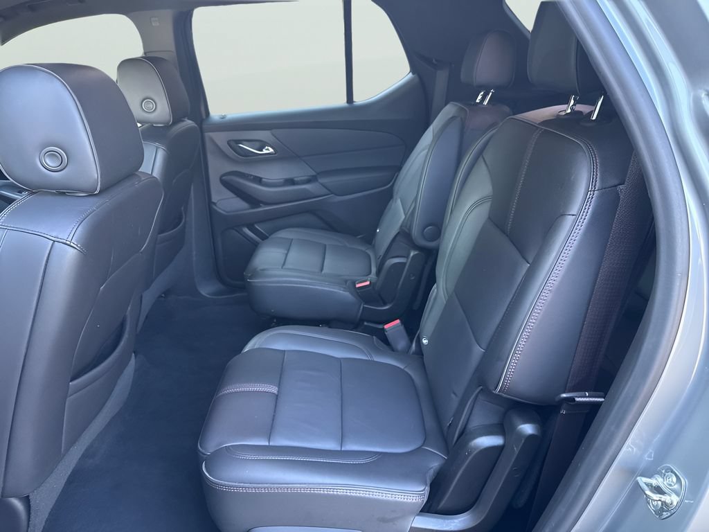 Used 2023 Chevrolet Traverse RS AWD/4WD image 9