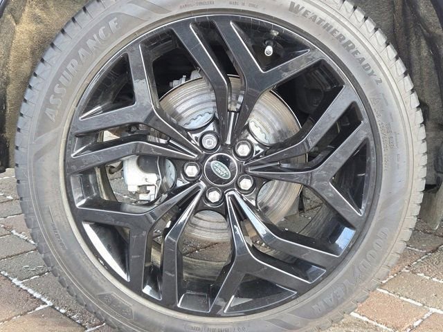 Used 2022 Land Rover Range Rover Evoque SE image 28