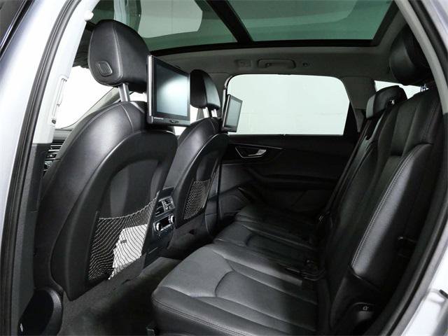 Used 2017 Audi Q7 3.0T Prestige w/ Prestige Package image 14
