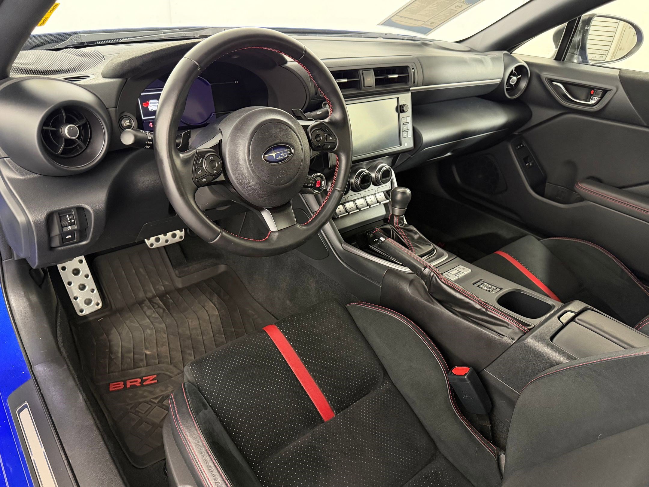 Used 2022 Subaru BRZ Limited RWD image 3