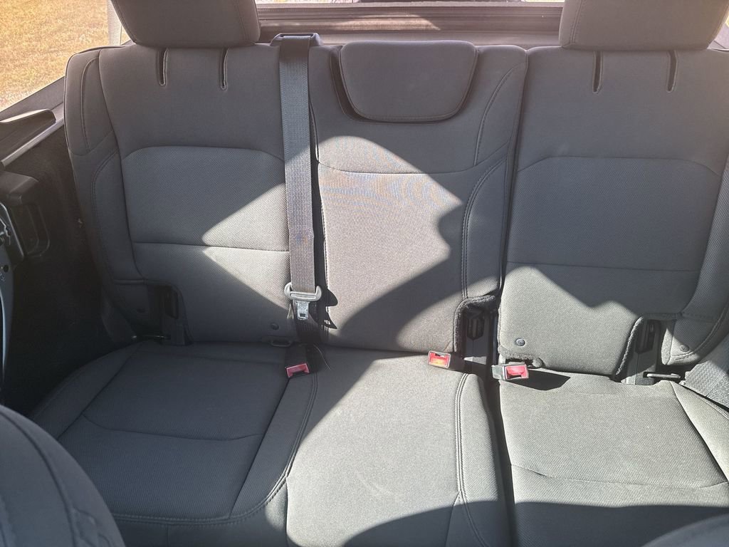 Certified 2018 Jeep Wrangler Unlimited Sport S image 23