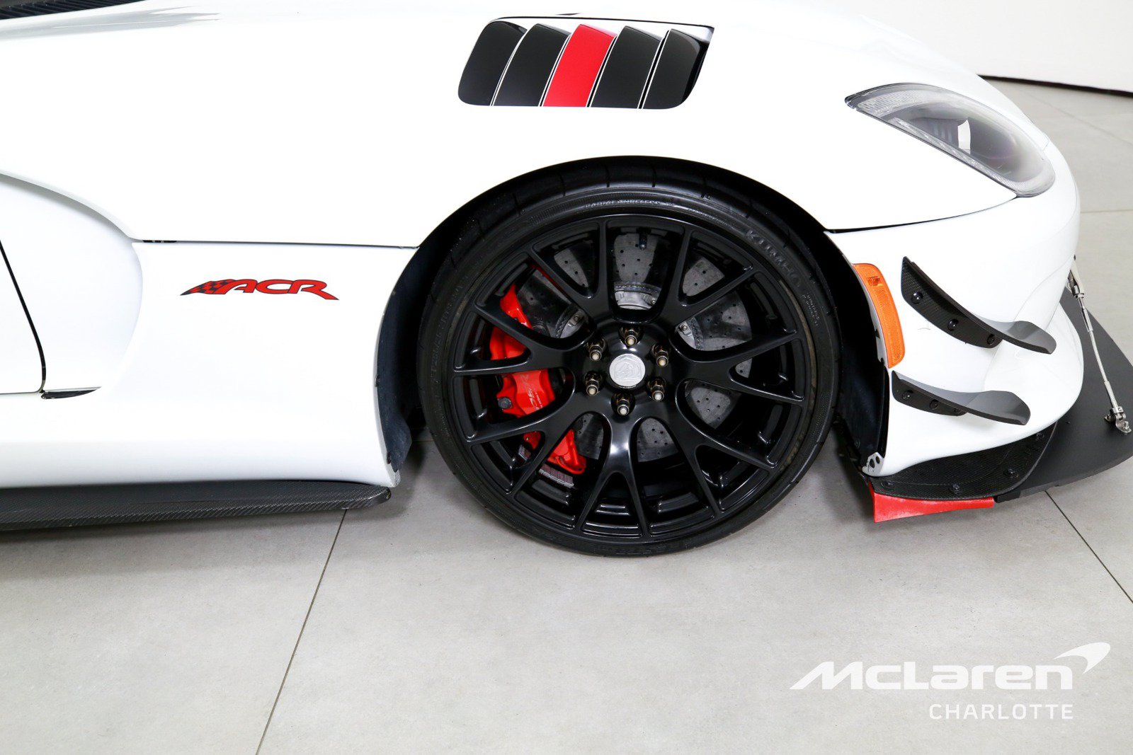 Used 2017 Dodge Viper ACR w/ Extreme Aero Package RWD image 26