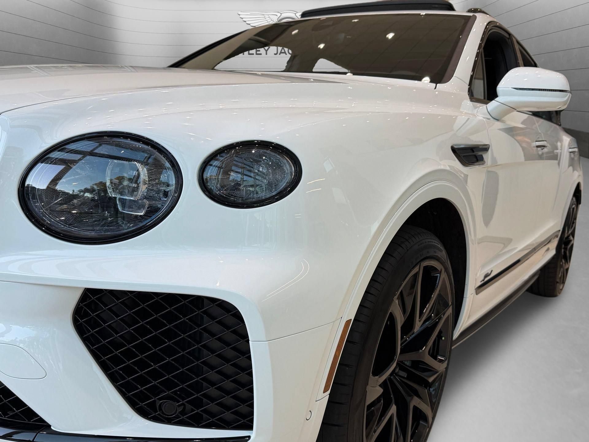 New 2026 Bentley Bentayga Speed AWD/4WD image 17