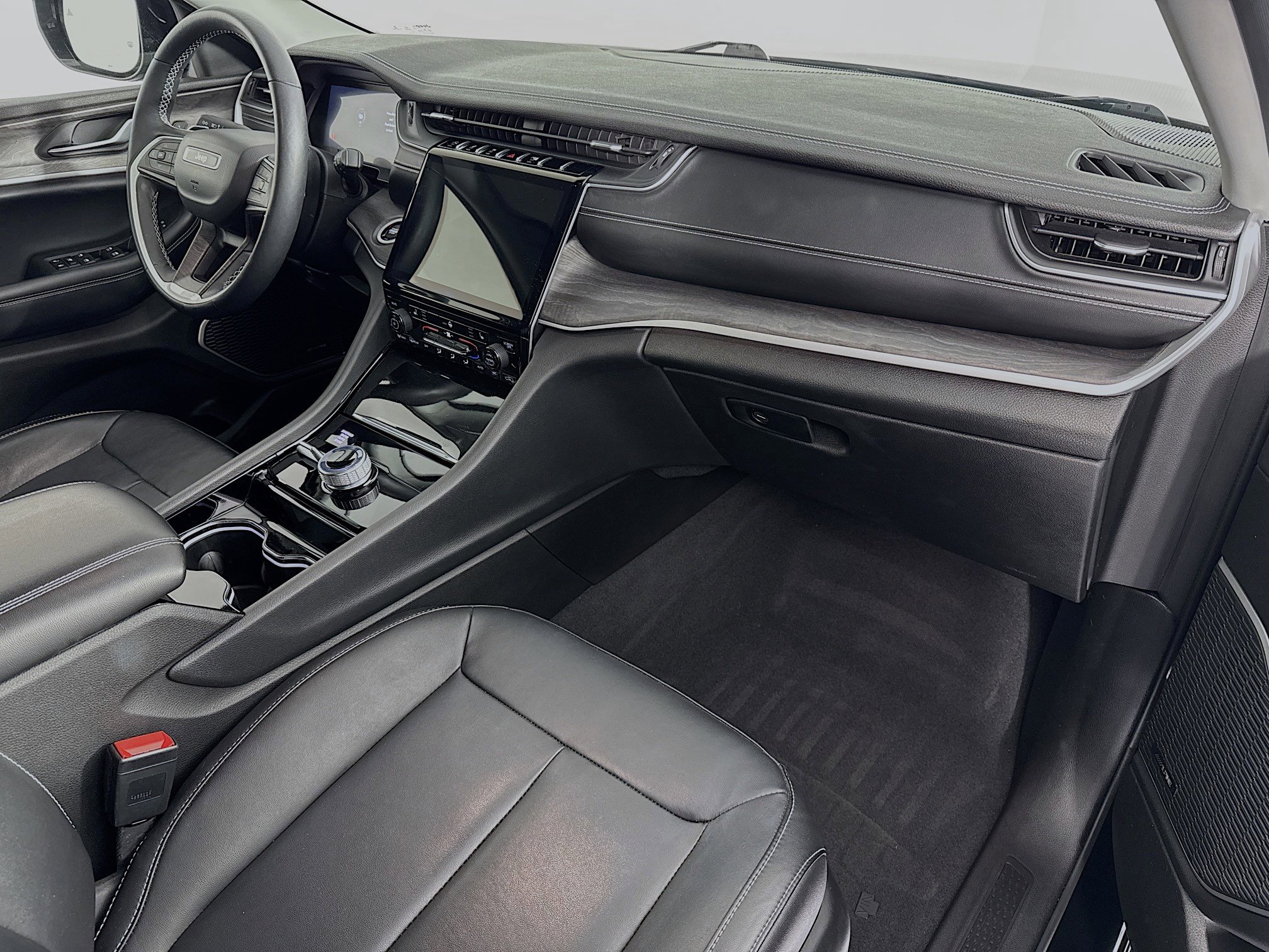 Used 2022 Jeep Grand Cherokee L Limited image 32