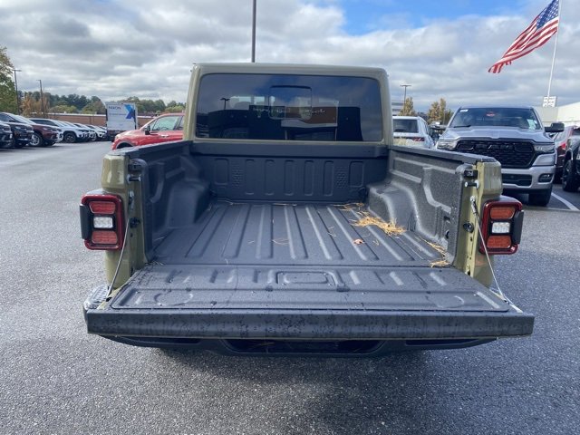 New 2025 Jeep Gladiator Sport image 7