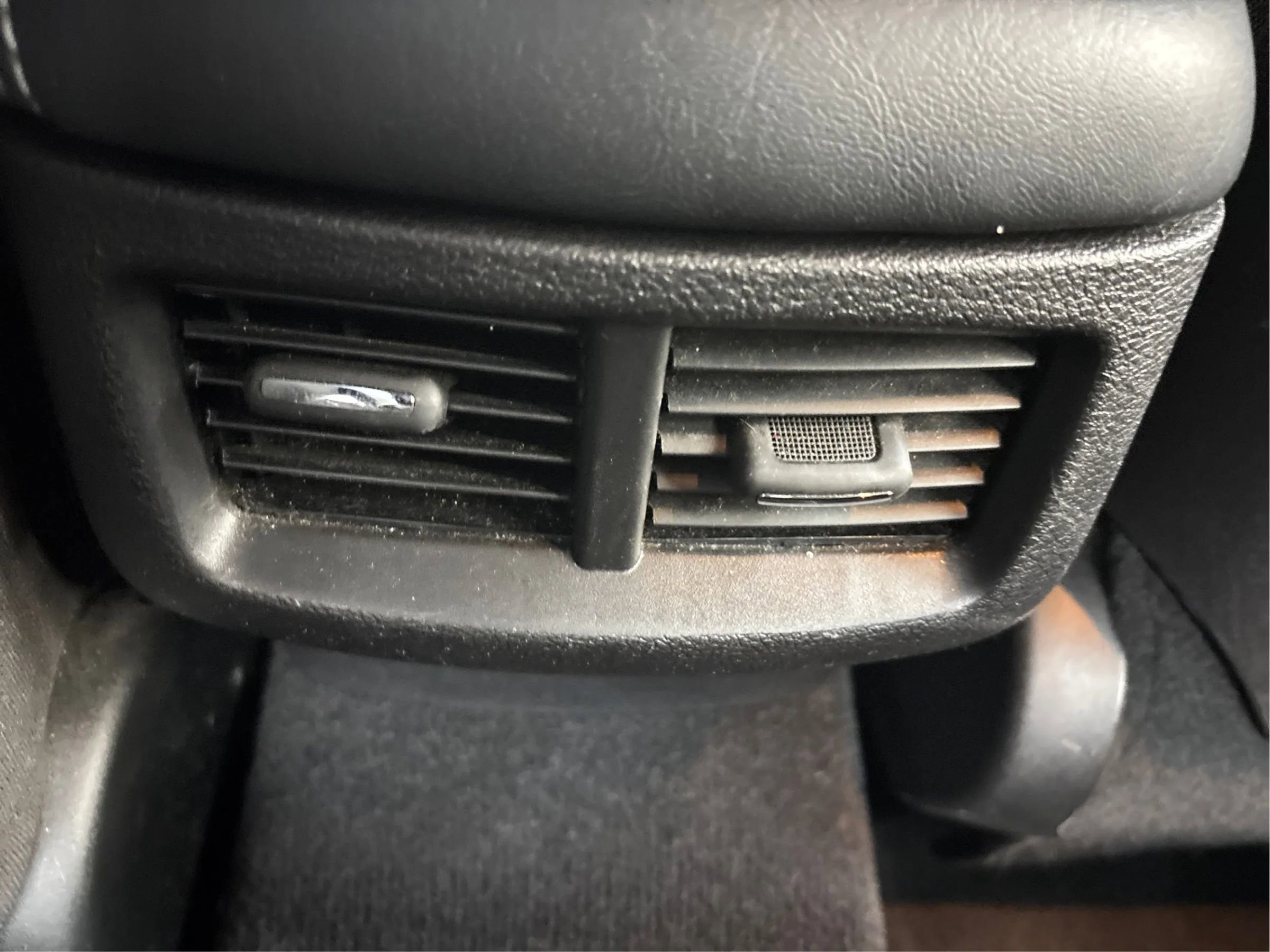 Used 2022 Dodge Challenger GT image 28